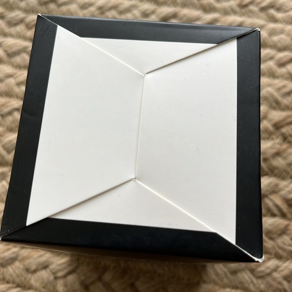 ** HOST PICK** Bamboo Mini Wireless Portable Speaker *New* - Picture 12 of 13